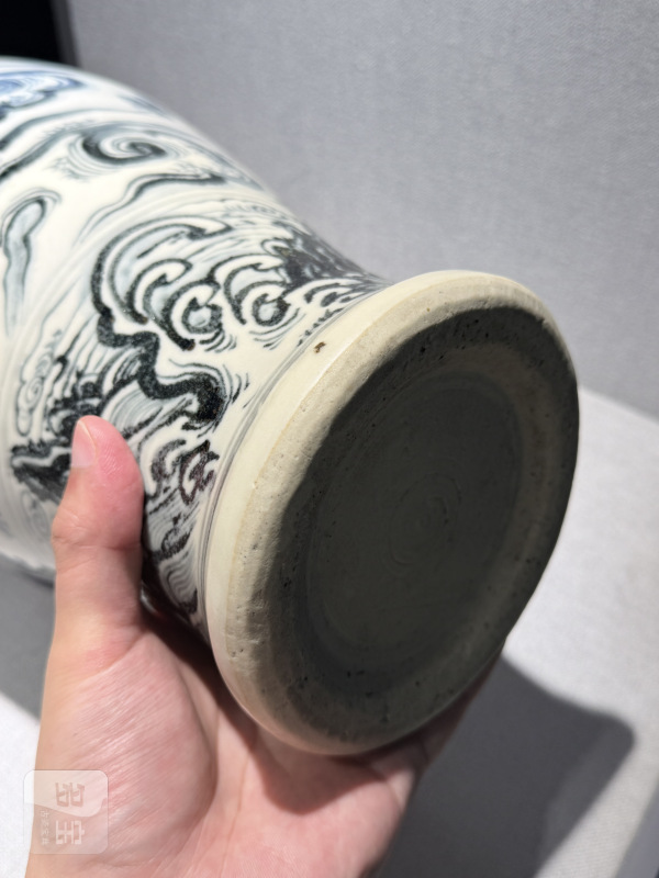 明天顺 青花药神人物梅瓶 - 图17